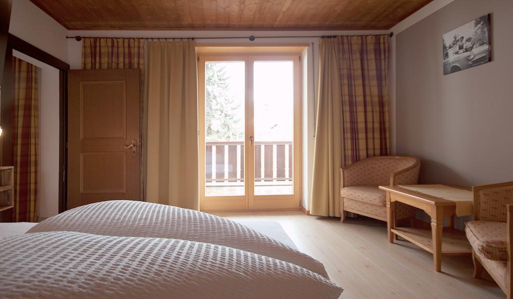 Alpenresidenz Maria Hotel Silandro Exterior photo
